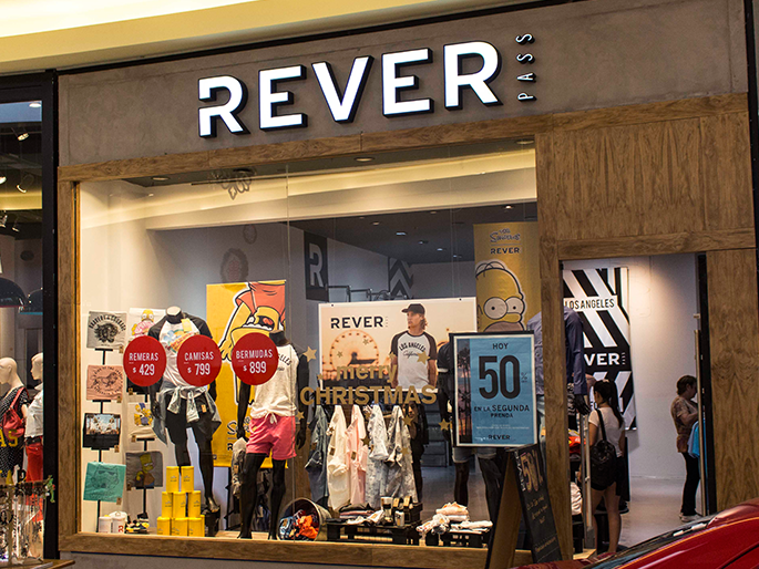 Rever Pass