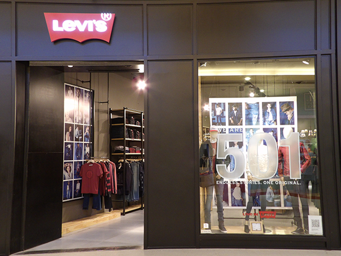 Levi's